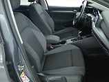 Volkswagen Golf (2022) Active 1.5 TSI - náhled 9