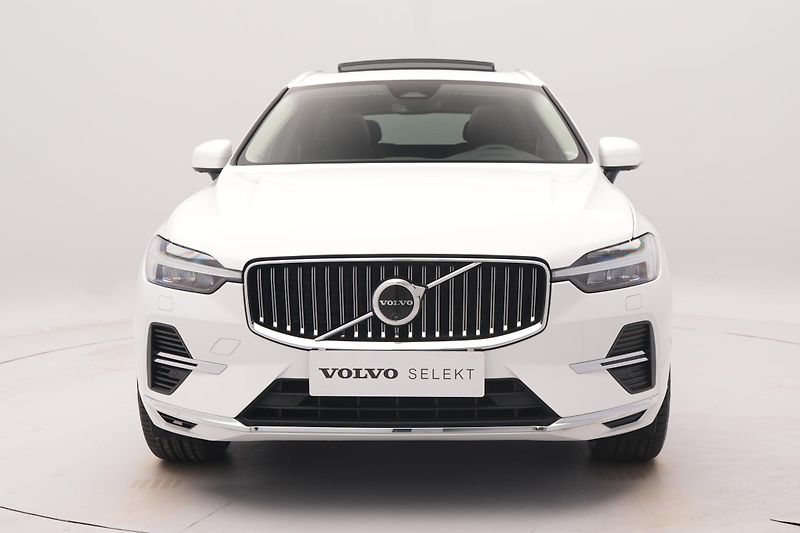 Volvo XC60 T8 AWD RECHARGE BRIG REZERVACE - fotka 16 z 48
