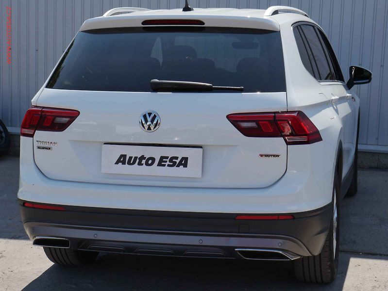 Volkswagen Tiguan Allspace (2021) 2.0 TDi 4Motion, 1.maj,ČR - fotka 4 z 22