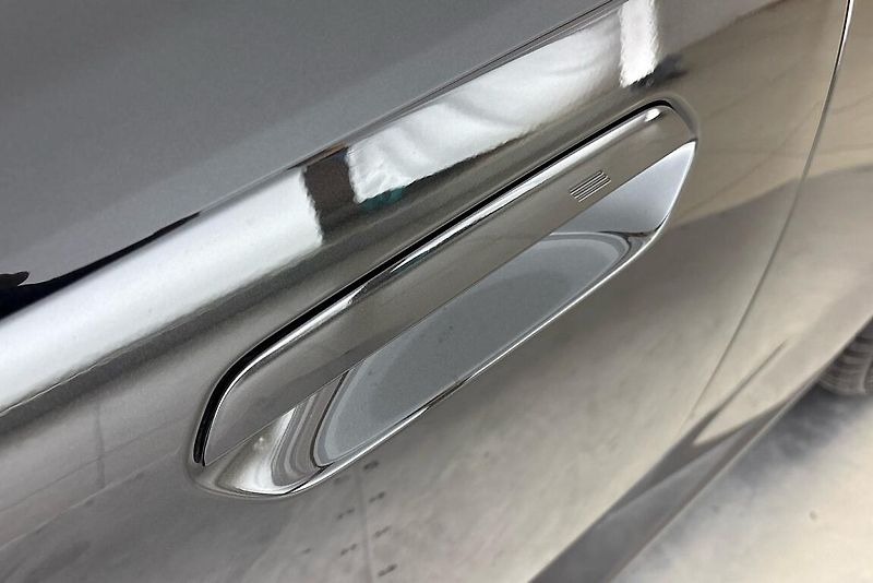 BMW Řada 2 M240i xDrive Coupe - fotka 20 z 23