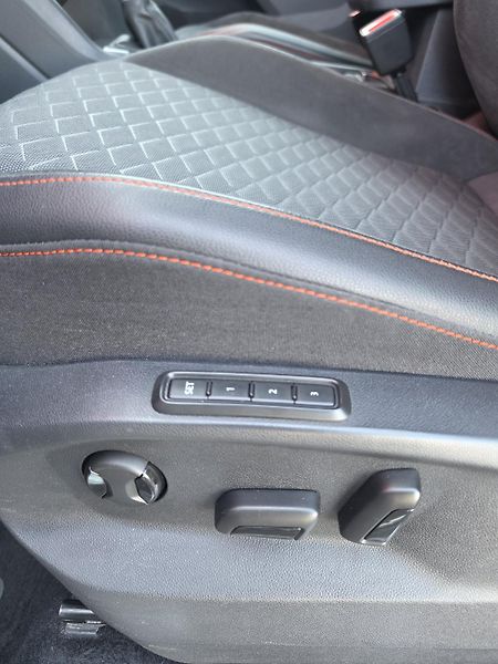 Seat Tarraco 2.0TDI DSG 4x4 147kW FR DPH TZ - fotka 25 z 31