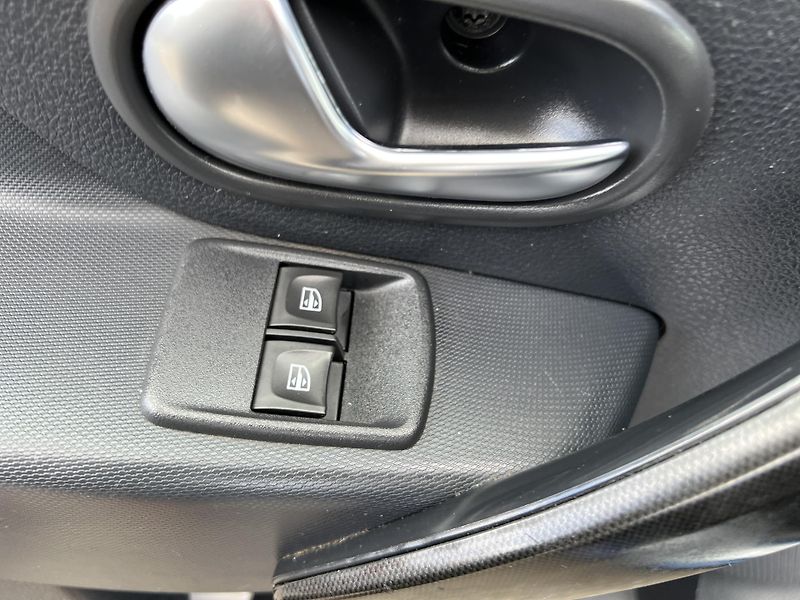 Dacia Logan MCV 1.0SCe KLIMA PŮVOD ČR - fotka 12 z 38