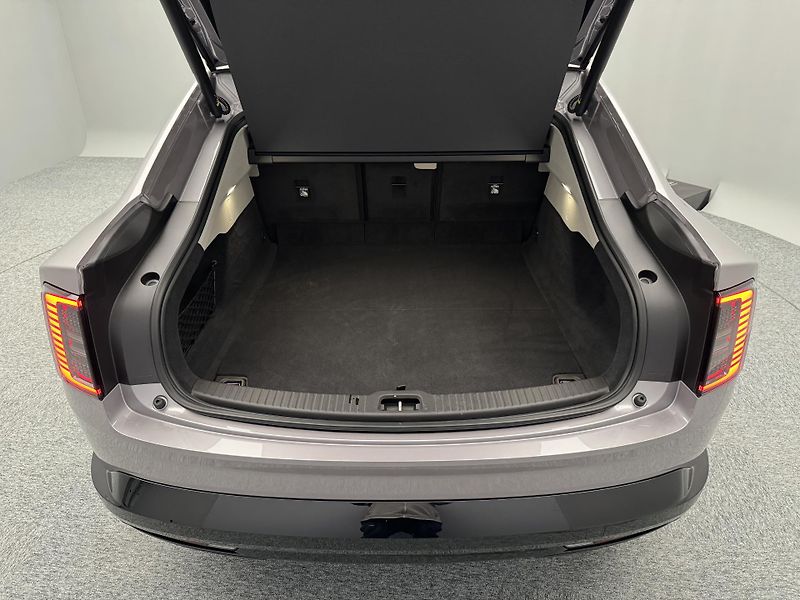 Volvo ES90 (2026) PURE ELECTRIC ULTRA - fotka 23 z 23