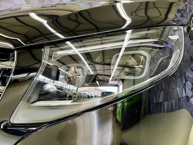 Mercedes-Benz Třídy V 300d 4MATIC AMG EXCLUSIVE, AIR - fotka 7 z 34
