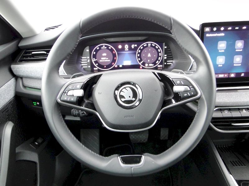 Škoda Octavia (2024) DSG 2.0 TDI / 110 kW / TOP SEL - fotka 6 z 35