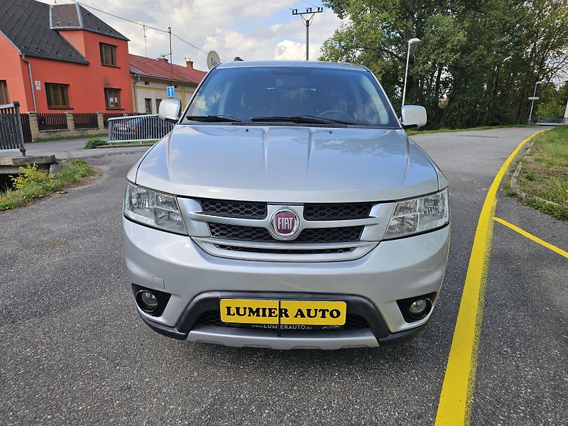 Fiat Freemont (2012) 2.0JTD-AUTOMAT-7 MÍST  - fotka 8 z 19