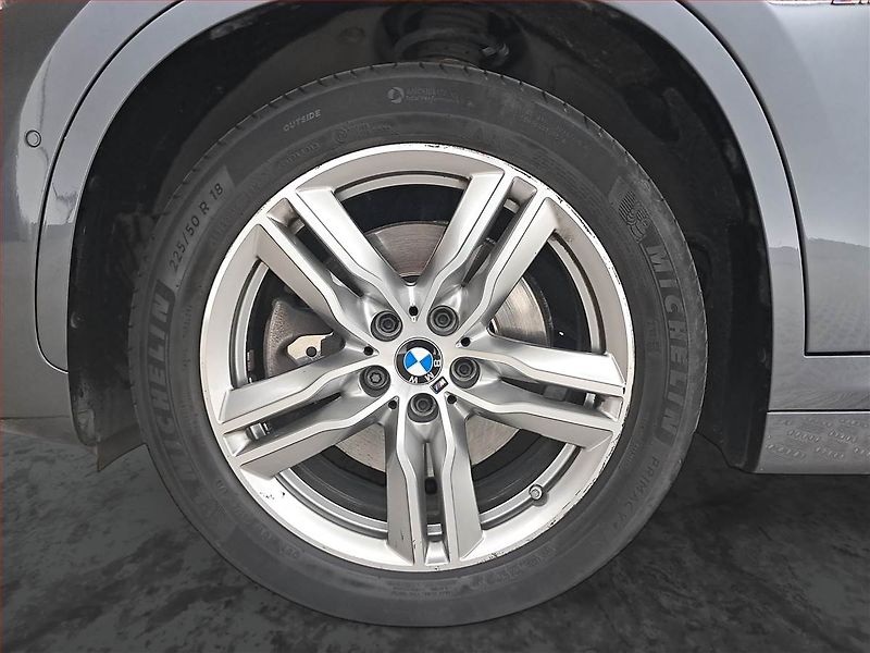 BMW X1 (2019) M Sport xDrive20d - fotka 15 z 20