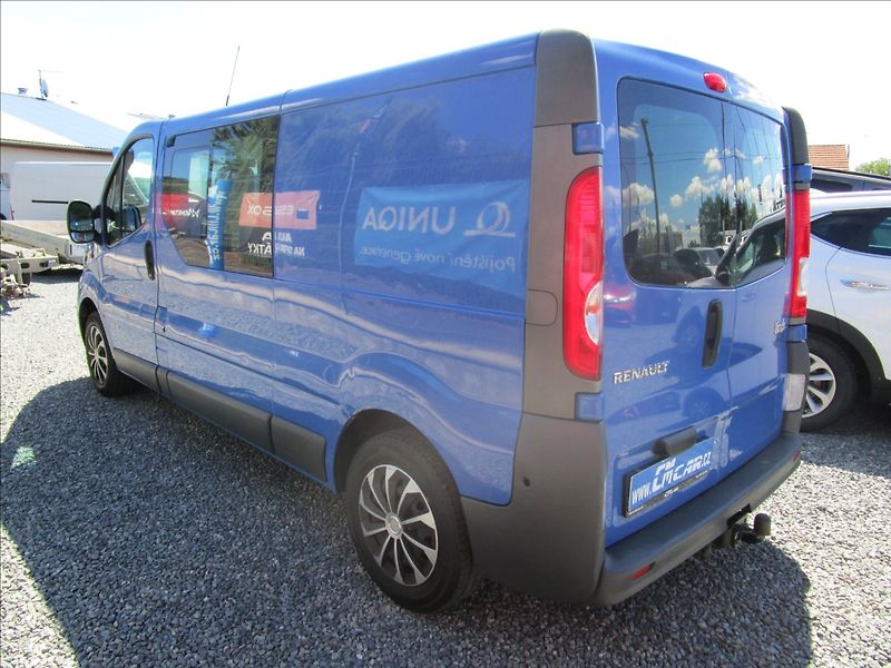 Renault Trafic 2.0dCi 115 L2H1, 6 míst - fotka 6 z 45