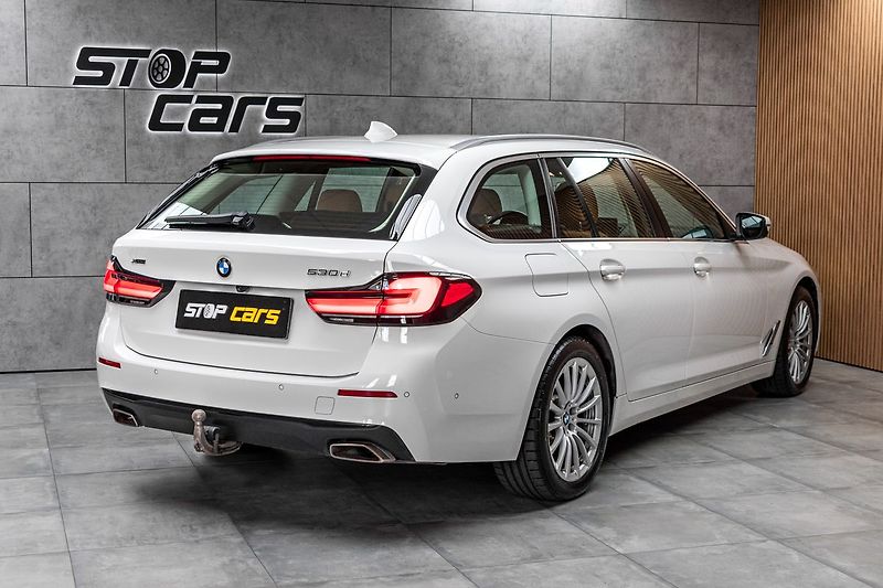 BMW Řada 5 530d xDrive*TAŽNÉ*N.TOPENÍ*ČR - fotka 7 z 48
