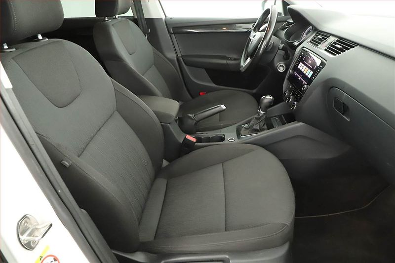 Škoda Octavia (2020) 2.0 TDI, Automat, Tempomat - fotka 7 z 19