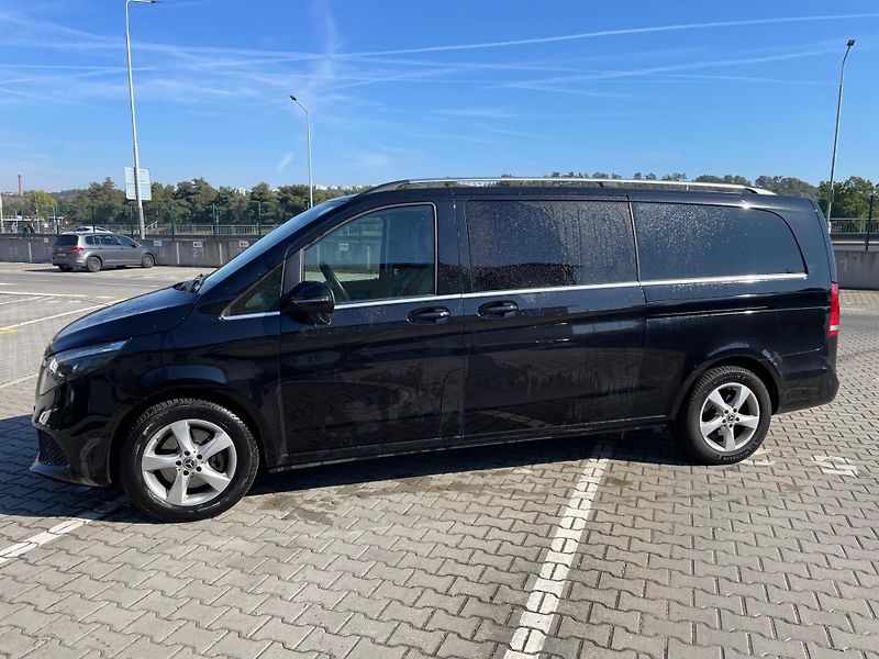 Mercedes-Benz Třídy V (2023) Mercedes-Benz V300d 4MATIC XL - fotka 3 z 11