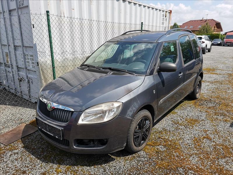 Škoda Roomster 1,2 HTP na náhradní díly - fotka 1 z 6