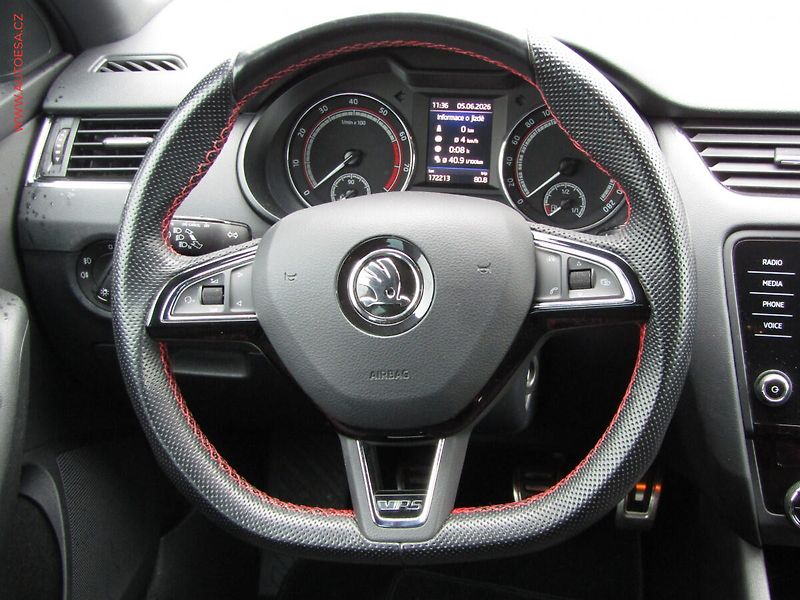 Škoda Octavia (2018) 2.0 TSi, RS245, navi, +ALU - fotka 15 z 24