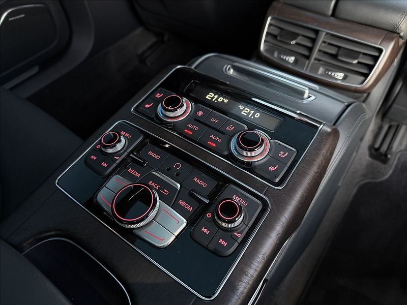 Audi A8 L 50Tdi - fotka 34 z 40