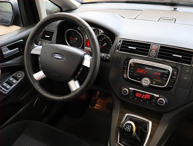 Ford C-MAX (2010) Ghia 1.6 TDCi, nová STK - fotka 7 z 18