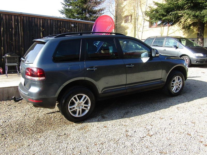 Volkswagen Touareg (2008) 2.5 TDI 4X4  PRUŽINY - fotka 10 z 38