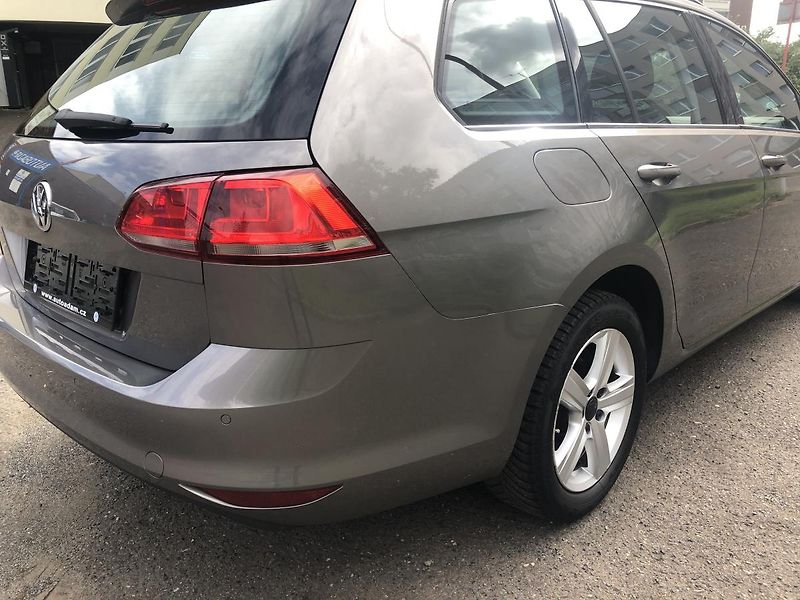 Volkswagen Golf Variant (2013) 1,6TDI DSG Comfortl. Nez. top. - fotka 10 z 65
