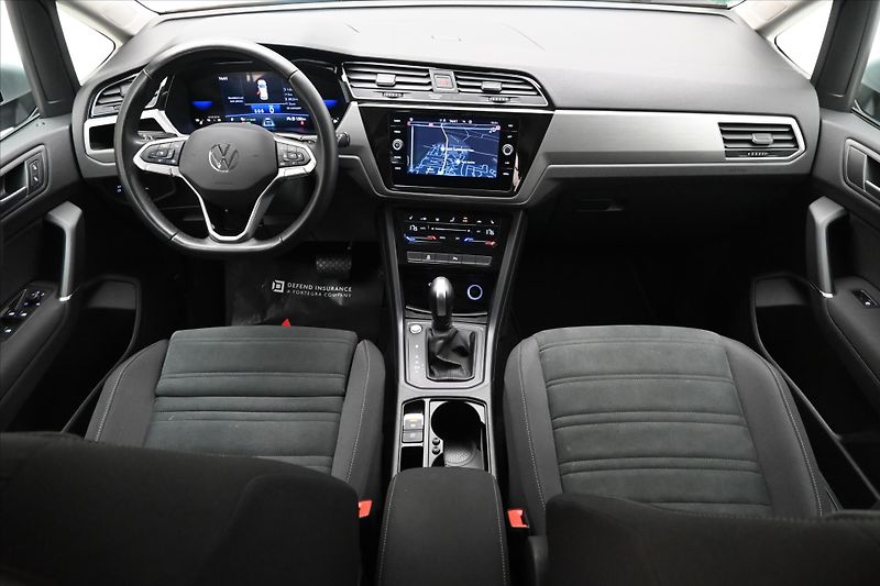 Volkswagen Touran 2,0 TDI 110kW DSG LED TAŽNÉ Zá - fotka 15 z 32