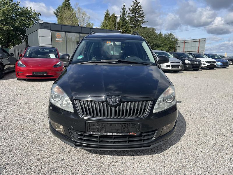Škoda Roomster (2012) 1.6 TDi 77Kw REZERVACE - fotka 2 z 10