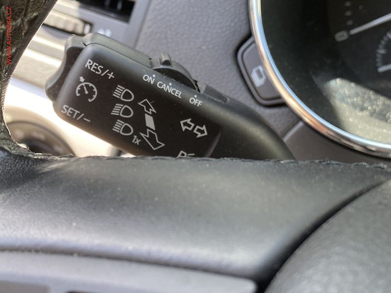 Škoda Yeti (2011) 1.4 TSi, Ambition, navi - fotka 13 z 18
