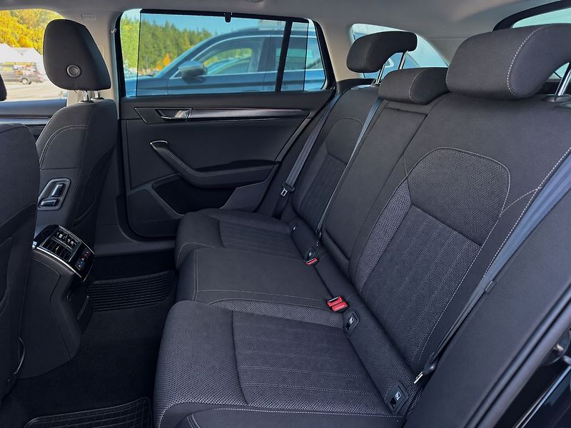 Škoda Superb 2.0TDI 110kW DSG Tažné Webasto - fotka 5 z 10
