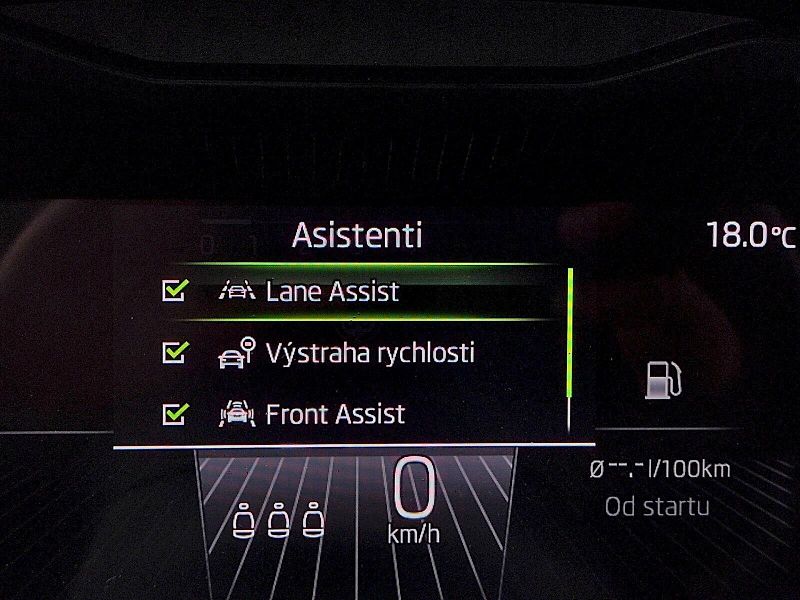 Škoda Scala (2024) Top Selection 1,0 Tsi 85 Kw - fotka 8 z 33