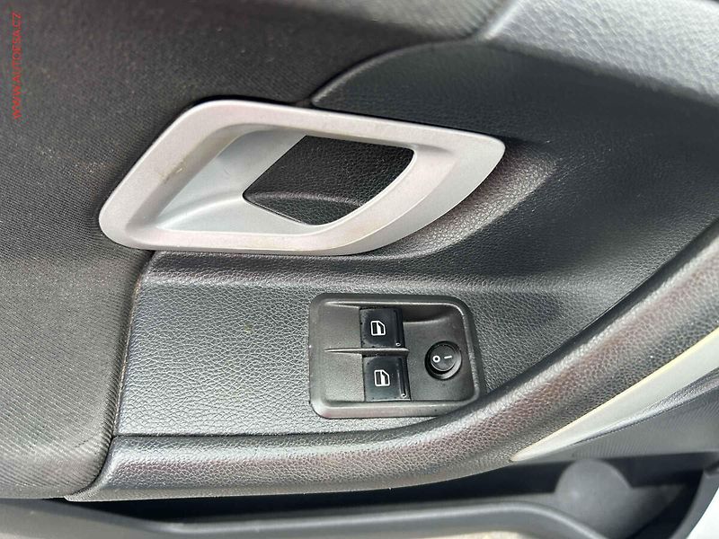 Škoda Roomster (2007) 1.6 16V - fotka 11 z 16
