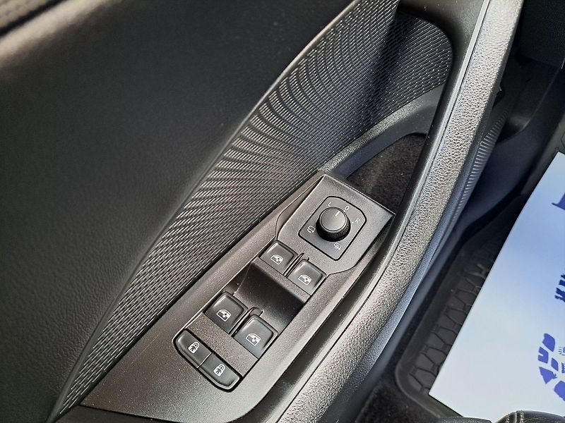 Škoda Octavia (2020) 1.0 TSI Business Ed., ZÁRUKA - fotka 24 z 36