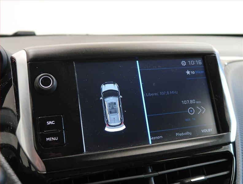 Peugeot 2008 (2019) Active 1.2 PureTech - fotka 15 z 15