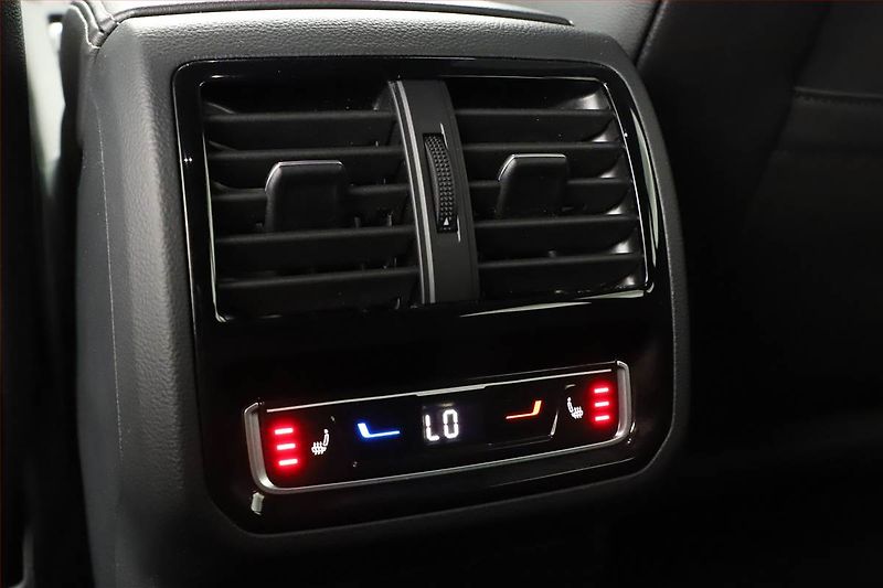 Volkswagen Arteon (2023) R-line 2.0 TDI - fotka 12 z 20