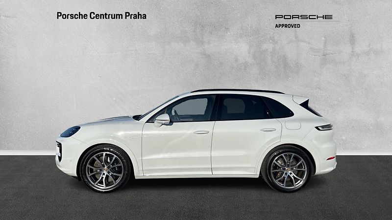 Porsche Cayenne Turbo E-Hybrid - fotka 3 z 29