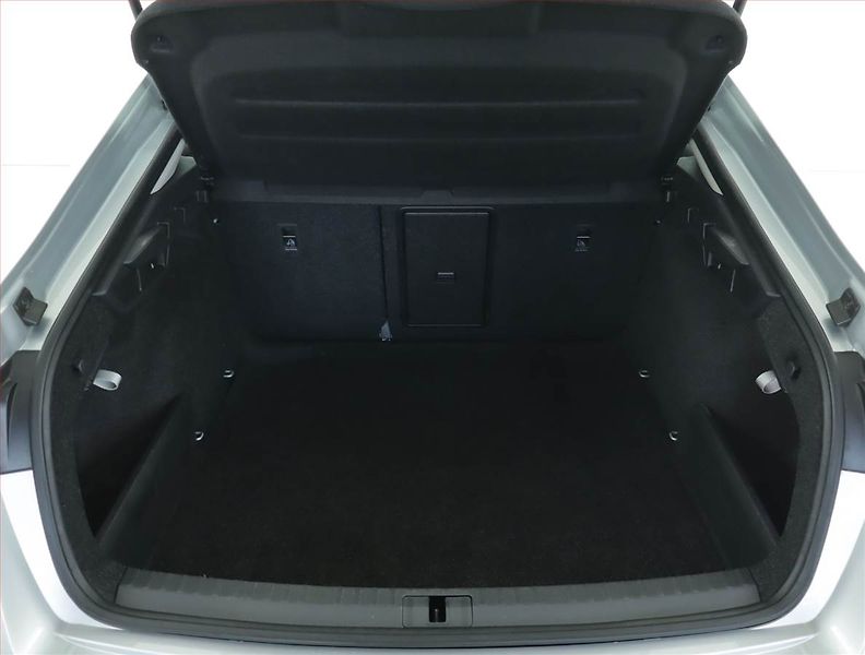 Škoda Octavia (2023) 2.0 TDI - fotka 13 z 15