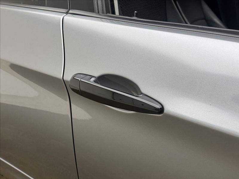 BMW Řada 3 2,0 i POLOKŮŽE AC VELKÝ SERVIS - fotka 40 z 44