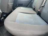 Ford Fiesta 1.3i 51Kw ČR TAŽNÉ KLIMA - náhled 19