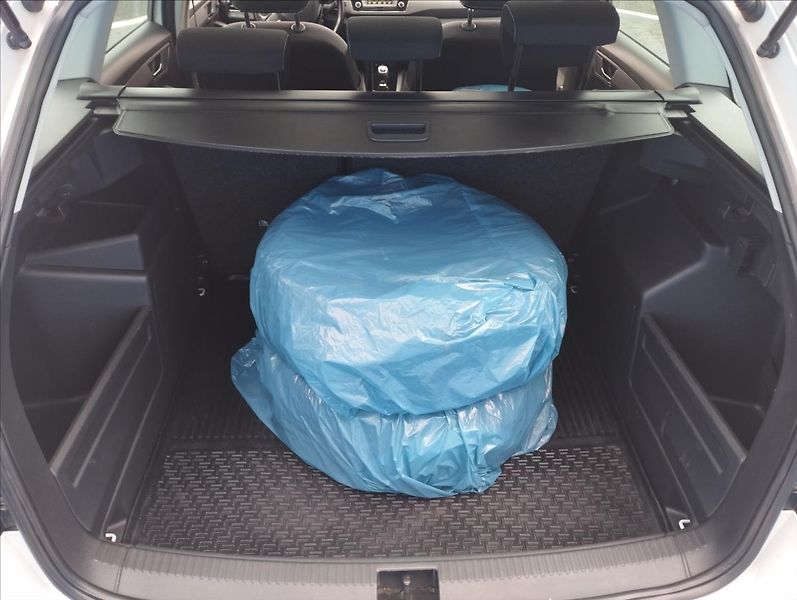 Škoda Fabia 1,2 TSi 66KW 100%KM - fotka 19 z 19