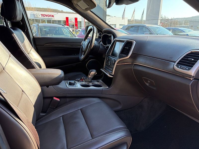 Jeep Grand Cherokee - fotka 7 z 10