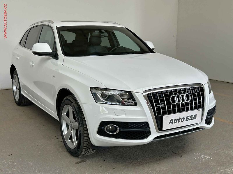 Audi Q5 (2010) 3.0 TDi Quattro, S-line, AT - fotografie inzerátu