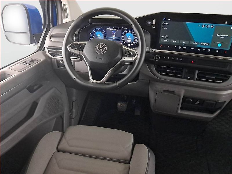 Volkswagen Caravelle (2025) 2.0 TDI 4Motion - fotka 7 z 27