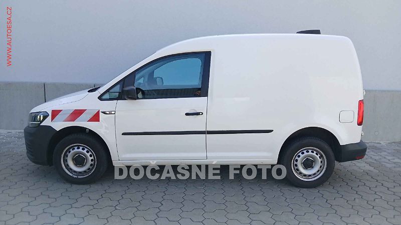 Volkswagen Caddy (2020) 1.4TGi BOTT, AC, +pneu - fotka 8 z 15