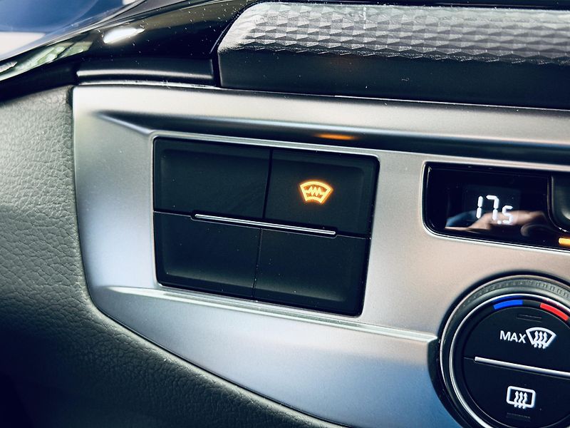 Volkswagen Caravelle (2023) 6.1*BULLI*LONG*DSG*TDI - fotka 22 z 39