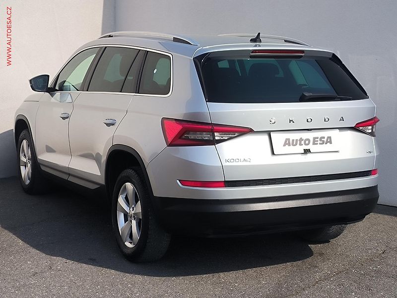 Škoda Kodiaq (2020) 2.0 TDi 4x4, ČR, Style, DSG - fotka 6 z 28