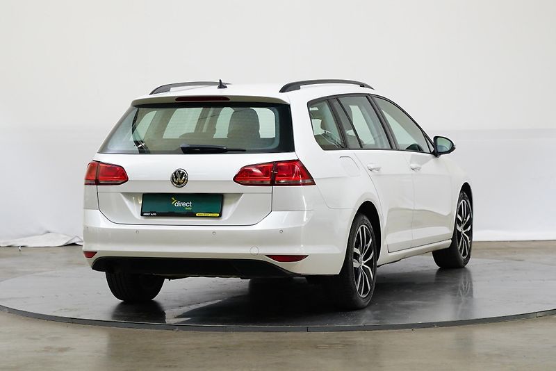 Volkswagen Golf - fotka 3 z 6