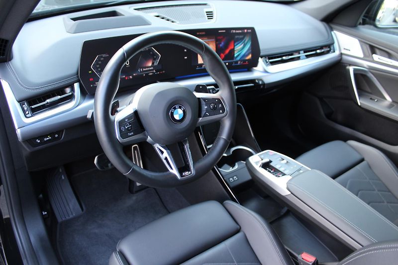 BMW X1 xDrive23d Mpaket - fotka 4 z 24