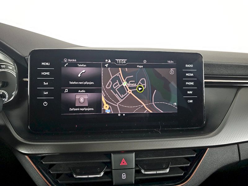 Škoda Scala (2023) 1.0TSI 70kW STYLE PLUS TAŽNÉ N - fotka 13 z 26