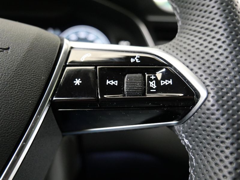 Audi A6 - fotka 16 z 28