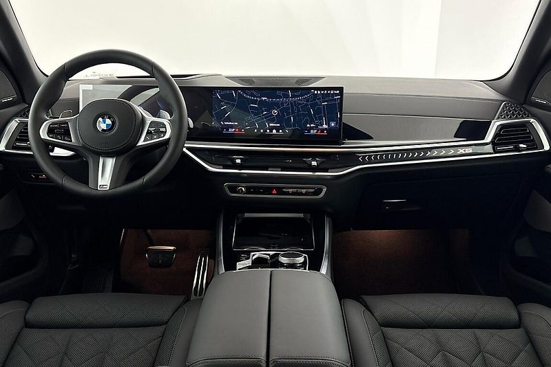 BMW X5 xDrive40d - fotka 16 z 26