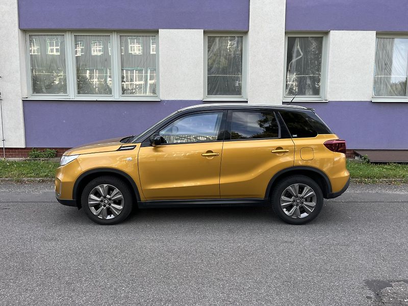 Suzuki Vitara 1,4 BoosterJet Elegance/servis - fotka 2 z 34