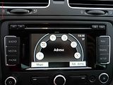 Volkswagen Golf (2011) 1.6 TDi, DSG, navi, park - náhled 17