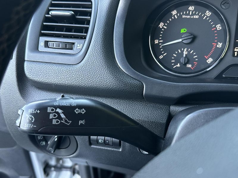 Škoda Fabia (2011) KOMBI 1.2TSI/63kW TZ* KLIMA* - fotka 12 z 37