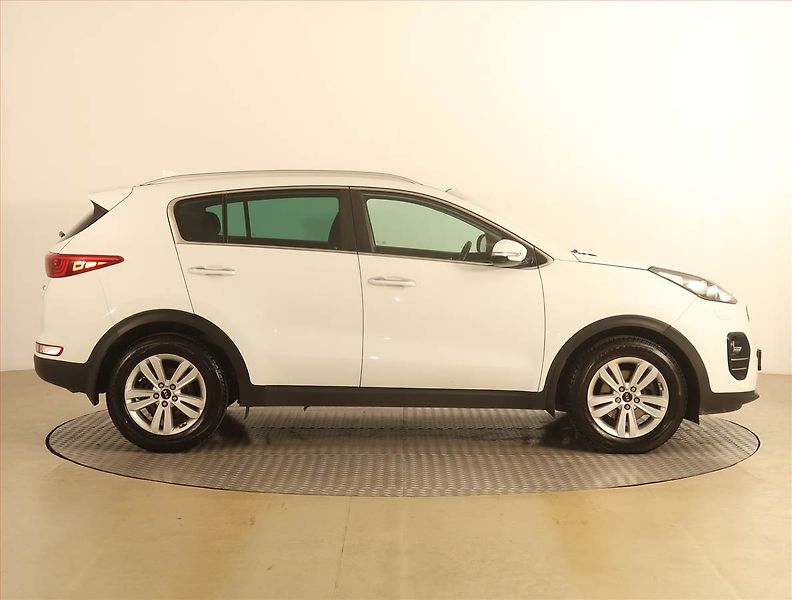 Kia Sportage (2017) Gold 1.7 CRDi, Automat - fotka 6 z 22